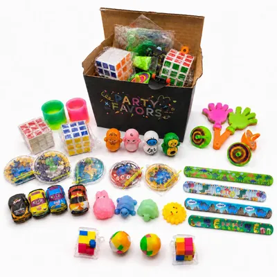 Produktbild von Kindergeburtstag Mitgebsel Set – bunte Party Favors Box mit Spielzeug, Armbändern, Mini-Figuren & kleinen Überraschungen für Kinder 57 Stück
