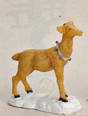 Dies ist eine Figur eines Rehs, das einen Kranz aus bunten Perlen trägt. Das Reh ist hellbraun.
