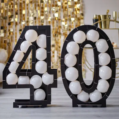 Produktbild von Ginger Ray Ballonständer Zahl 40, Schwarz, 84/83cm hoch, für 40. Geburtstag & 13cm Ballons