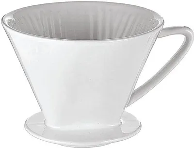 Produktbild von Famanu Kaffeefilter Größe 4 - Robustes Porzellan für perfekten Kaffeegenuss