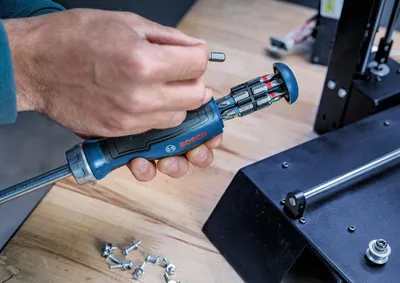 Produktbild von Bit-Ratschenschraubendreher mit Magazin, 12 Bits