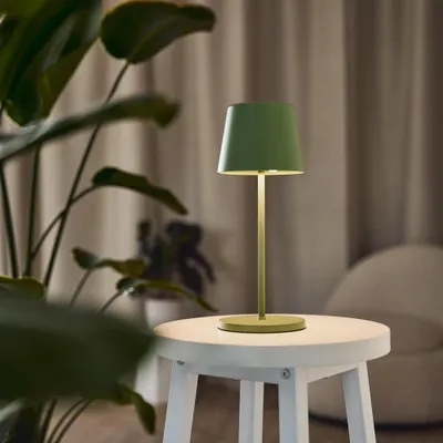 Produktbild von LED Akku Tischleuchte Down 2,2W 150lm warmweiß 3000K innen & außen IP65 Grün matt