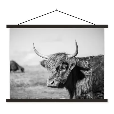 Produktbild von MuchoWow® Textilposter Schottischer Highlander - Tiere - Schwarz - Weiß 40x30 cm mit schwarzem Rahmen - Dekorationen