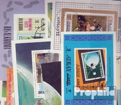Produktbild von Briefmarken Motive 50 verschiedene Weltraum Blöcke und Kleinbögen