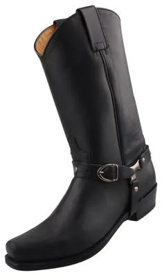 Auf dem Bild ist ein schwarzer Stiefel zu sehen der eine schlichte und elegante Form hat. Der Stiefel ist von der Seite abgebildet und zeigt ein höheres Schaftdesign.