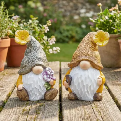 Produktbild von 2er Set Deko Figuren Wichtel H20cm Gartenzwerg Kunstharz Gartendeko Tischdeko Aufsteller Wohndeko Zwerg