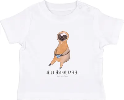 Produktbild von Mr. & Mrs. Panda Babyshirt Faultier Kaffee 6. - 12. Monat - Weiß - Geschenk, Baby T-Shirt, , Kinder Top, Coffee, Organic Shirt, Frühaufsteher