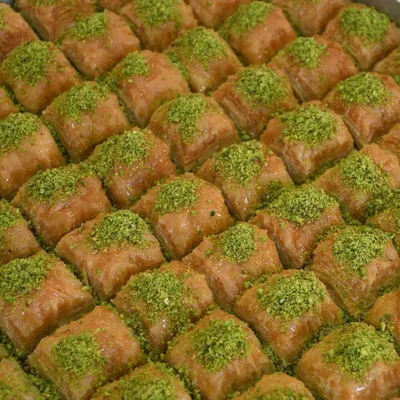 Image de Baklava aux pistaches, selon une recette maison traditionnelle (500 g)