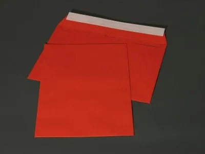 Immagine prodotto di Buste C4 da 120 g/m², autoadesive, confezione da 100 pezzi, rosso intenso