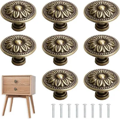 Productafbeelding van Antieke bronzen ladeknopen, diameter 30 mm