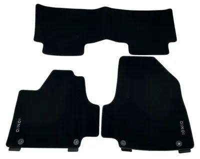 Immagine prodotto di Tappetini per Hyundai Ioniq 5, in velluto nero, con scritta originale