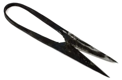 Produktbild von Handgeschmiedete Bügelschere mit einer Klingenlänge von ca. 6 cm