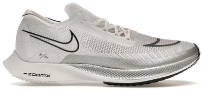 Produktbild von Nike ZoomX Streakfly Premium White Metallic Silver - EU 41
