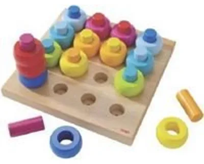 Produktbild von HABA Steckspiel Farbkringel – Buntes Motorikspielzeug aus Holz ab 2 Jahren – Farben Lernen & stapeln – Sortierspiel mit Ringen & Steckern – 1002202001