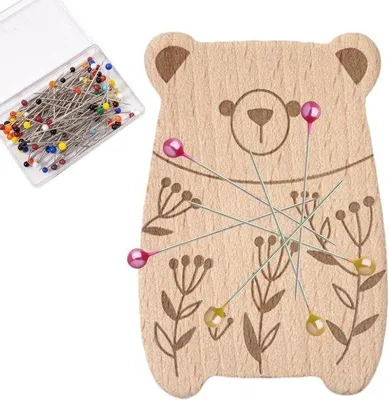 Produktbild von Famanu Magnetischer Nadelhalter - Nadelkissen Holz - Charmantes Tierdesign - Bär