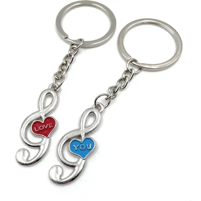 Produktbild von Onwomania Paaranhänger Liebe Note Schlüsselanhänger Metall Glücksbringer in Alu Geschenkbox, ideal zum Verschenken
