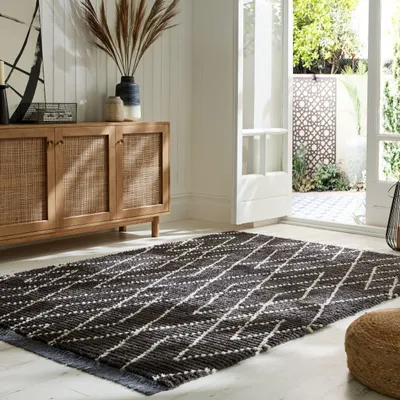 Produktbild von Teppich Hochflor Geometrisch Polyester Schwarz-Weiß 120x170 cm Wohnzimmer Schlafzimmer Boho SWALE | Kadima Design