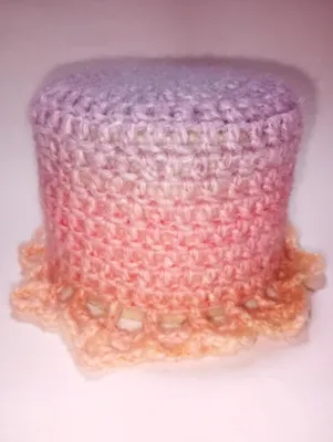 Produktbild von Klohut, rosa lila apricot meliert, Handarbeit, Klohüte Klopapierhut Klopapierhüte Toilettenpapierhut Toilettenpapierhüte