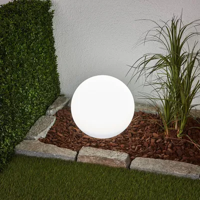 Produktbild von Lindby Modern Außenleuchte mit Erdungsstift 30 cm inkl. LED auf Solar IP44 - Lago / Außenbeleuchtung Kunststoff Kugel / Kugelförmig / (nicht austauschbare) LED Max. 2 x 0.2 Watt