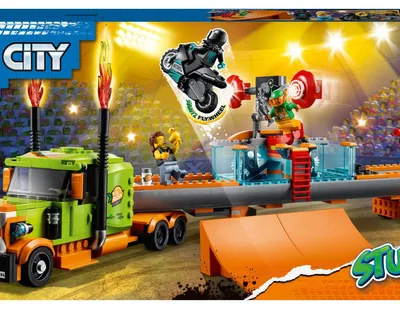 Immagine prodotto di LEGO 60294 City Stuntz Stunt Show Truck Set, set di giocattoli con camion, moto a volano e piscina subacquea, minifigure pilota e clown