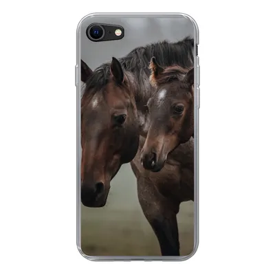 Produktbild von MuchoWow® Handyhülle Schutzhülle Hülle für iPhone SE 2020 Pferde - Nebel - Landschaft Silikon Softcase Handy Hülle - Kartenbesitzer