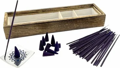Produktbild von Räucher-Geschenkset – 30 Räucherstäbchen & 10 Kegel inkl. Aluminiumhalter – Vanilleduft