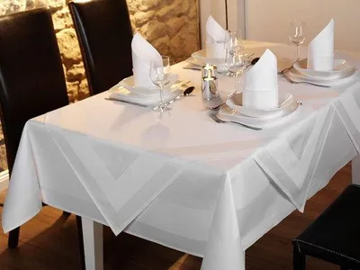 Produktbild von Famanu Tischdecke Eckig 140x240 cm - Weiß mit Satinrand