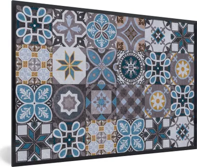 Produktbild von MuchoWow® Gerahmtes Poster Blumen - Muster - Blau - Braun 90x60 cm - Poster mit Schwarzem Bilderrahmen Wandposter Rahmen Foto Bilder - Fotorahmen - Foto-Plakat