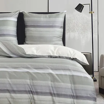 Produktbild von Traumschlaf Premium Bettwäsche Streifen grün, Schweizer Mako-Satin 135x200 cm + 80x80 cm