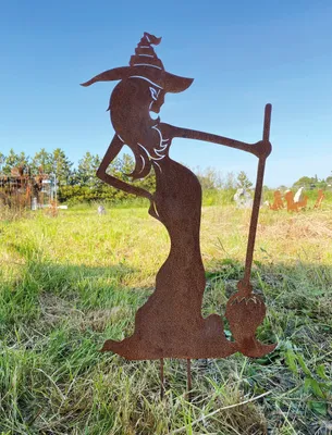 Produktbild von Edelrost Hexe stehend mit Besen 90x52cm Gartenstecker Edelrost Gartendeko Rost Metall Rostfigur Halloween