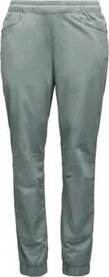 Trekkinghose "Notion Pants" von Black Diamond in hellgrau mit elastischem Bund und seitlichen Taschen.