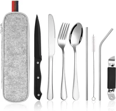 Produktbild von Famanu Besteckset für Camping und Reisen - 9-teilig aus Edelstahl mit Tragetasche