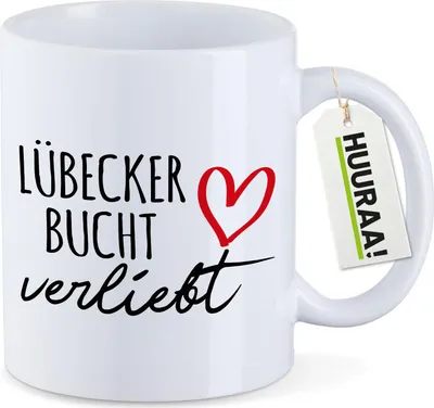 Produktbild von Huuraa Kaffeetasse Lübecker Bucht verliebt 330ml Weiß Keramik Kaffeebecher Geschenkidee