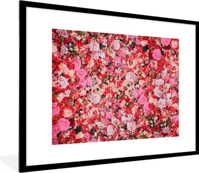 Produktbild von MuchoWow® Gerahmtes Poster Blumen - Farben - Rosen 80x60 cm - Poster mit Schwarzem Bilderrahmen Wandposter Rahmen Foto Bilder - Schlafzimmer-Dekorationen - Fotoposter