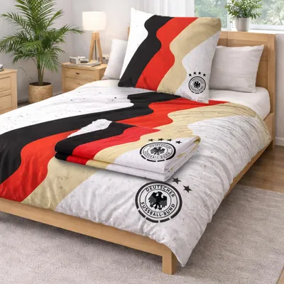 Produktbild von Offizielles DFB Bettwäsche Set mit Handtuch 3-teilig, weiß, Baumwolle, 80x80 135x200 cm - Fußball Bettwäsche des Deutschen Fußball Bundes