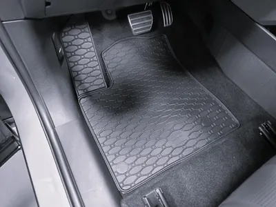 Image de Tapis de sol en caoutchouc Rigum pour Mitsubishi Outlander PHEV (à partir de 2022)