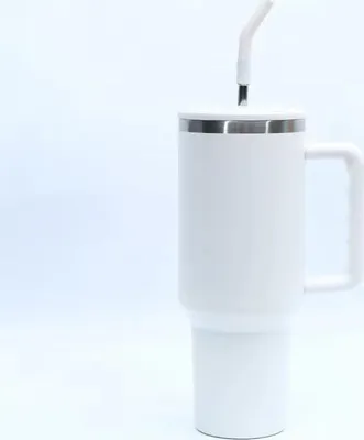 Produktbild von 40oz 1200ml Thermobecher mit Griff und Stroh, 304 Doppelwandiger Vakuum Edelstahl Tragbare Autobecher Reiseflasche, Kaffeebecher to go, Hält Getränke über Stunden heiß oder kalt