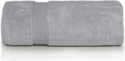 Imagen del producto de Toalla 50x90, color gris claro, marca Rocco, 600 gramos, 100% algodón