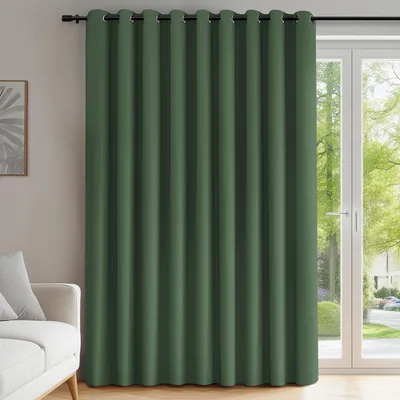 Productafbeelding van Stabiele kledingrek met wielen, voorzien van 2 kledingstangen en 4 haken, met een draagvermogen tot 120 kg, ideaal voor slaapkamer en hal