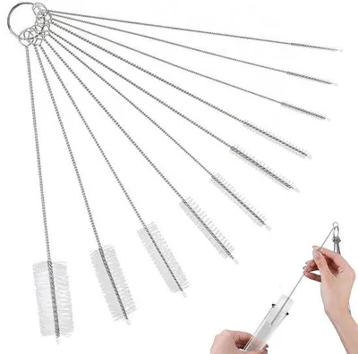 Image de Lot de dix brosses de nettoyage polyvalentes pour diverses tâches ménagères