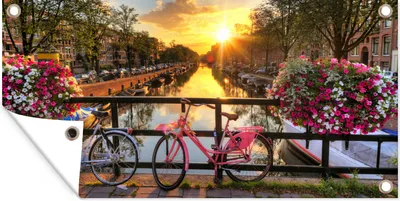 Produktbild von MuchoWow® 80x40 cm Outdoor-Poster Gartendeko Sichtschutz Garten Poster für den Garten  Amsterdam - Blumen - Brücke - Fahrrad - Sonnenuntergang