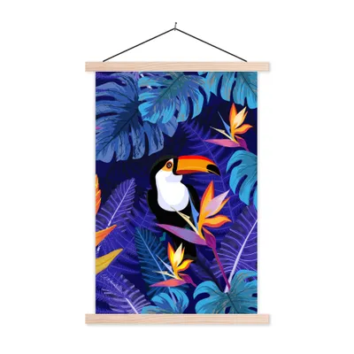 Produktbild von MuchoWow® Textilposter Dschungel - Tukan - Blumen - Pflanzen - Kinder - Lila - Tiere 120x180 cm mit holzfarbenen Rahmen - Textil-Plakat