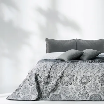 Produktbild von DecoKing Zweiseitiger Bettüberwurf 200x220cm Orientalisch