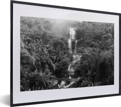 Produktbild von MuchoWow® MuchoWow® Gerahmtes Poster Indonesien - Wasserfall - Schwarz - Weiß 40x30 cm - Poster mit zchwarzem Bilderrahmen - Bilderrahmen - Poster im Rahmen
