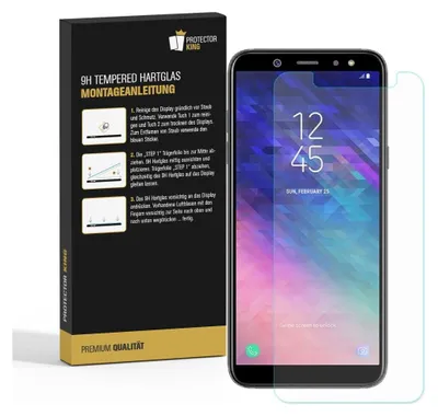 A product box for a screen protector and a smartphone with the screen protector applied.