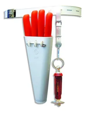 Obrázok produktu pre F. DICK Gürtel mit Messerköcher für 4 Messer und Riemen für Wetzstahl 120 cm