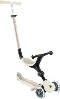 Image de GLOBBER GO-UP ACTIVE LIGHTS ECO - 3 en 1 tricycle, roue et trottinette, 120/80 mm, 3 roues, hauteur réglable, coco blanc