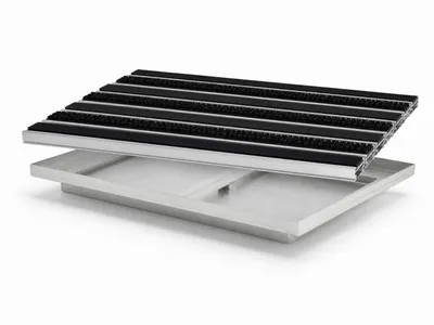 Produktbild von POLENTEX Aluminium-Fußmatte mit Ablaufwanne – 60x40 cm, 22 mm Profilhöhe & 80 mm Gesamteinbautiefe, Kombi-System aus Bürsten- & Gummieinsätzen, Schwarz