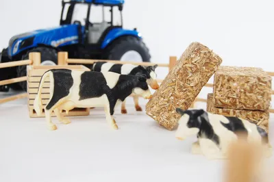 Produktbild von Kids Globe Bauernhof Zubehör-Set (19-teilig) - 1:32