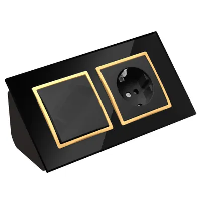 Produktbild von Glas Ecksteckdose Steckdose + Lichtschalter Steckdosenblock 45° Verteilerdose schwarz mit goldenem Rand.